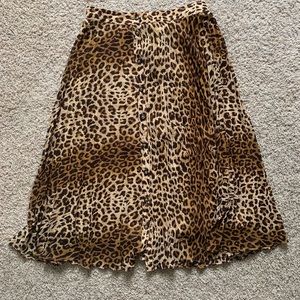 Pleated animal print skirt